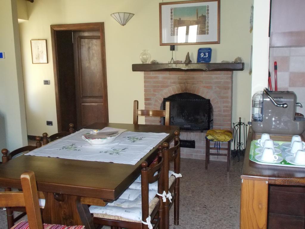 Casa Del Capitano Rocca D'Orcia Appartement Castiglione dʼOrcia Kamer foto